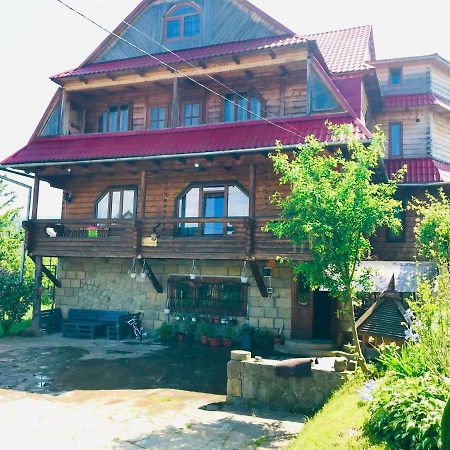 Садиба Червона Калина Private Estate Chervona Kalyna Yaremche Ngoại thất bức ảnh