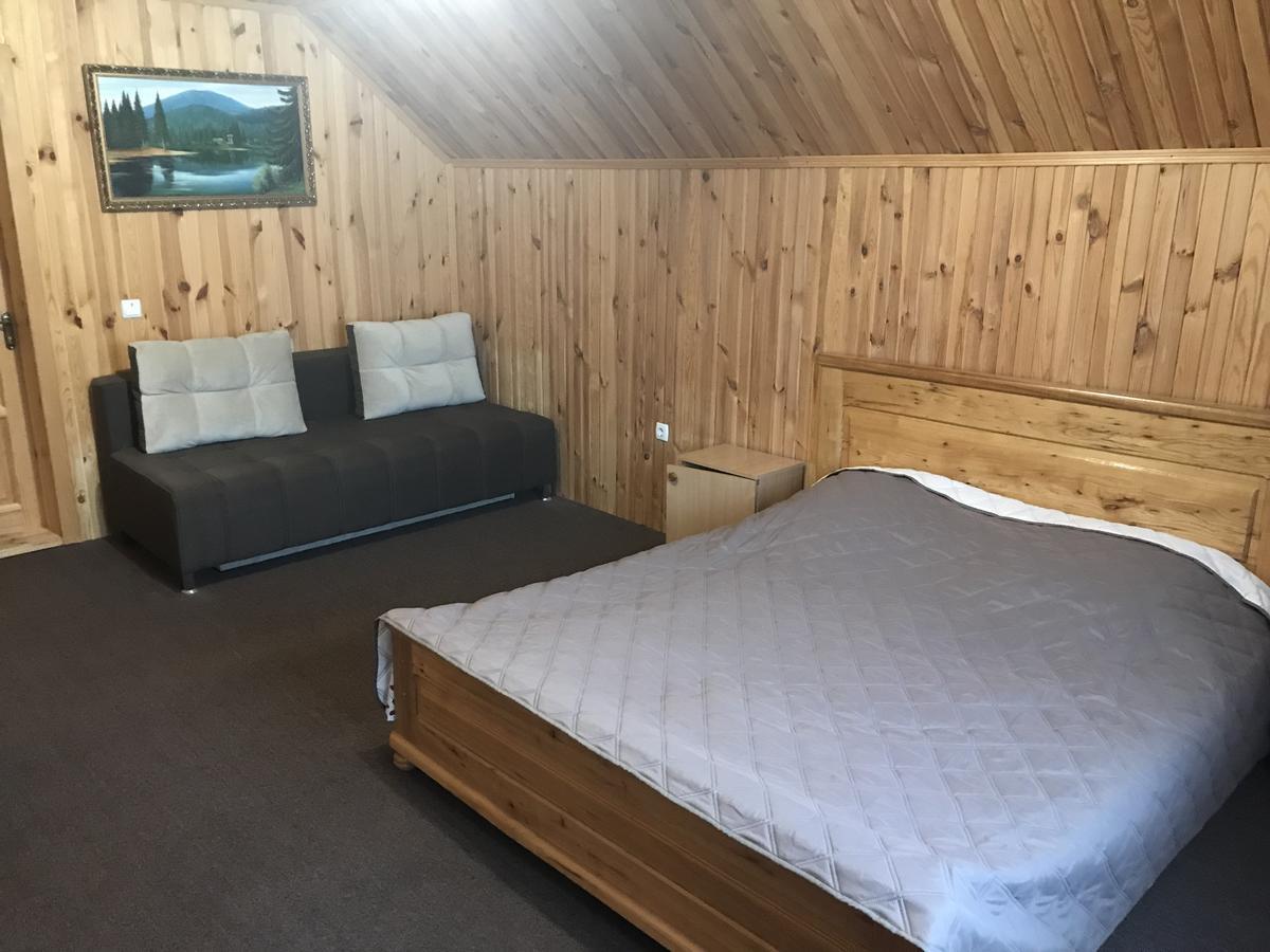Садиба Червона Калина Private Estate Chervona Kalyna Yaremche Ngoại thất bức ảnh