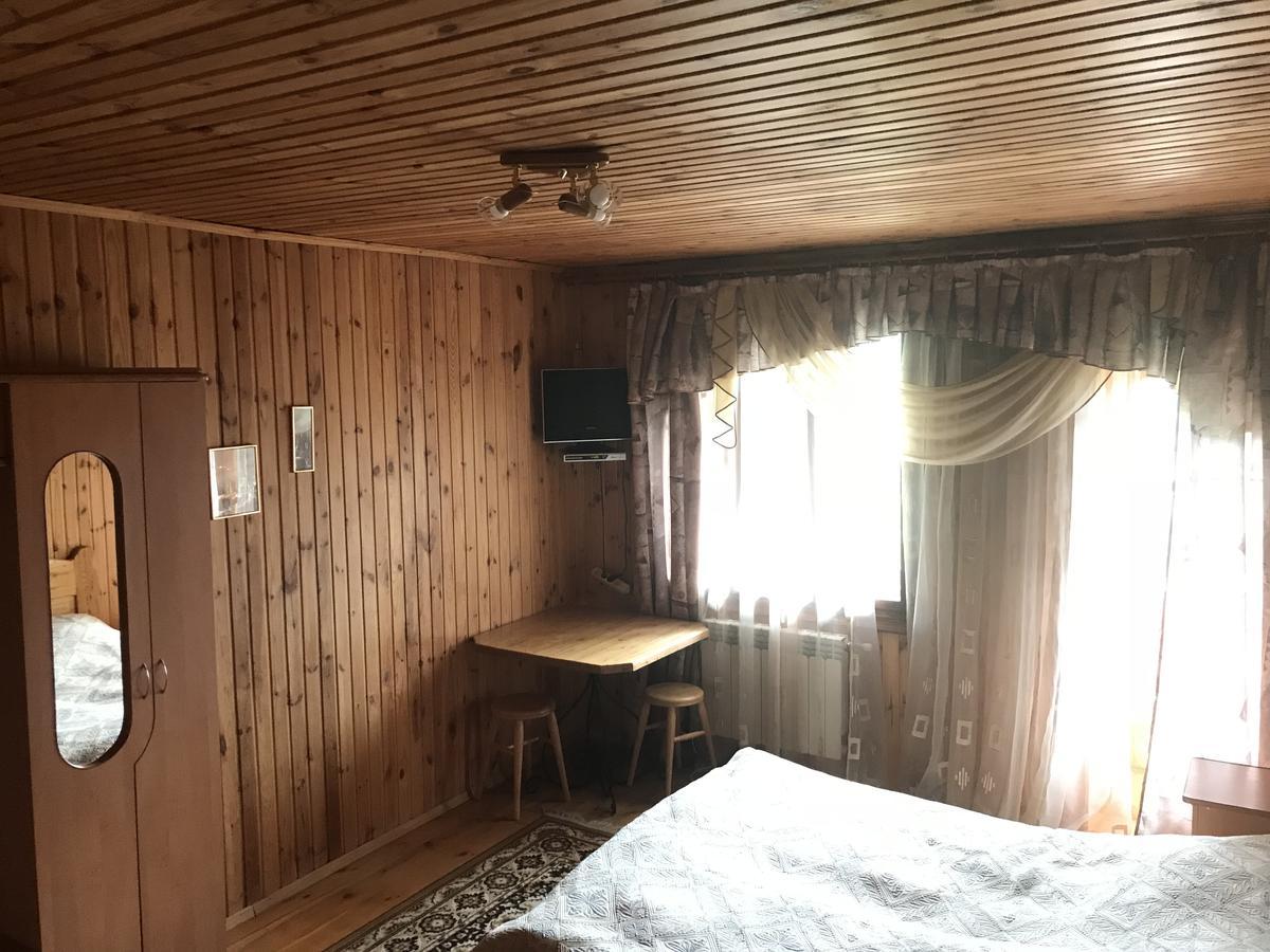 Садиба Червона Калина Private Estate Chervona Kalyna Yaremche Ngoại thất bức ảnh
