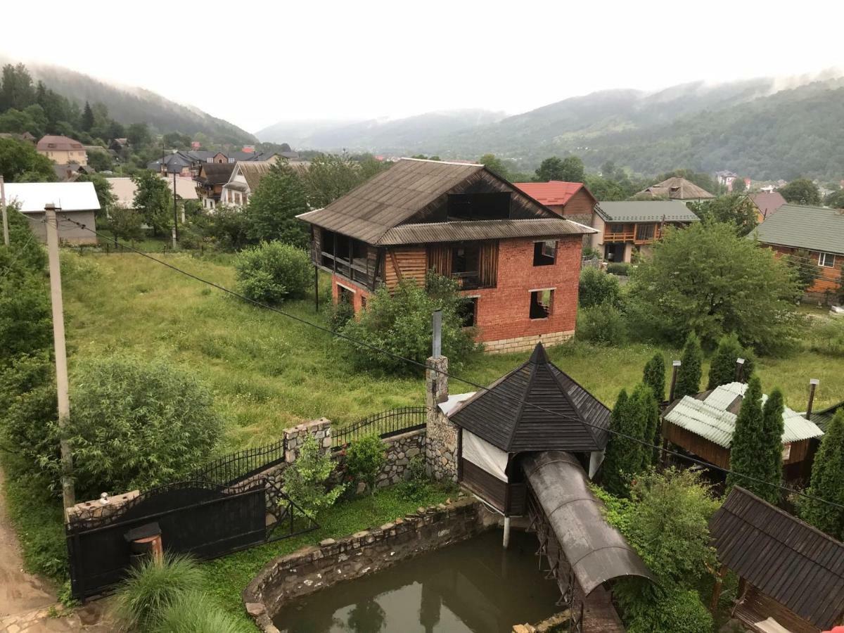 Садиба Червона Калина Private Estate Chervona Kalyna Yaremche Ngoại thất bức ảnh