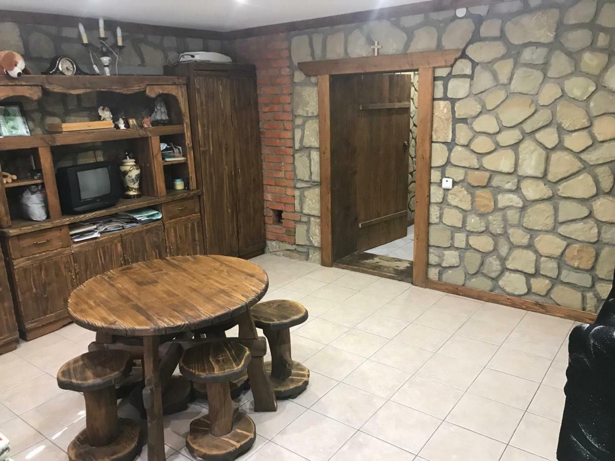 Садиба Червона Калина Private Estate Chervona Kalyna Yaremche Ngoại thất bức ảnh