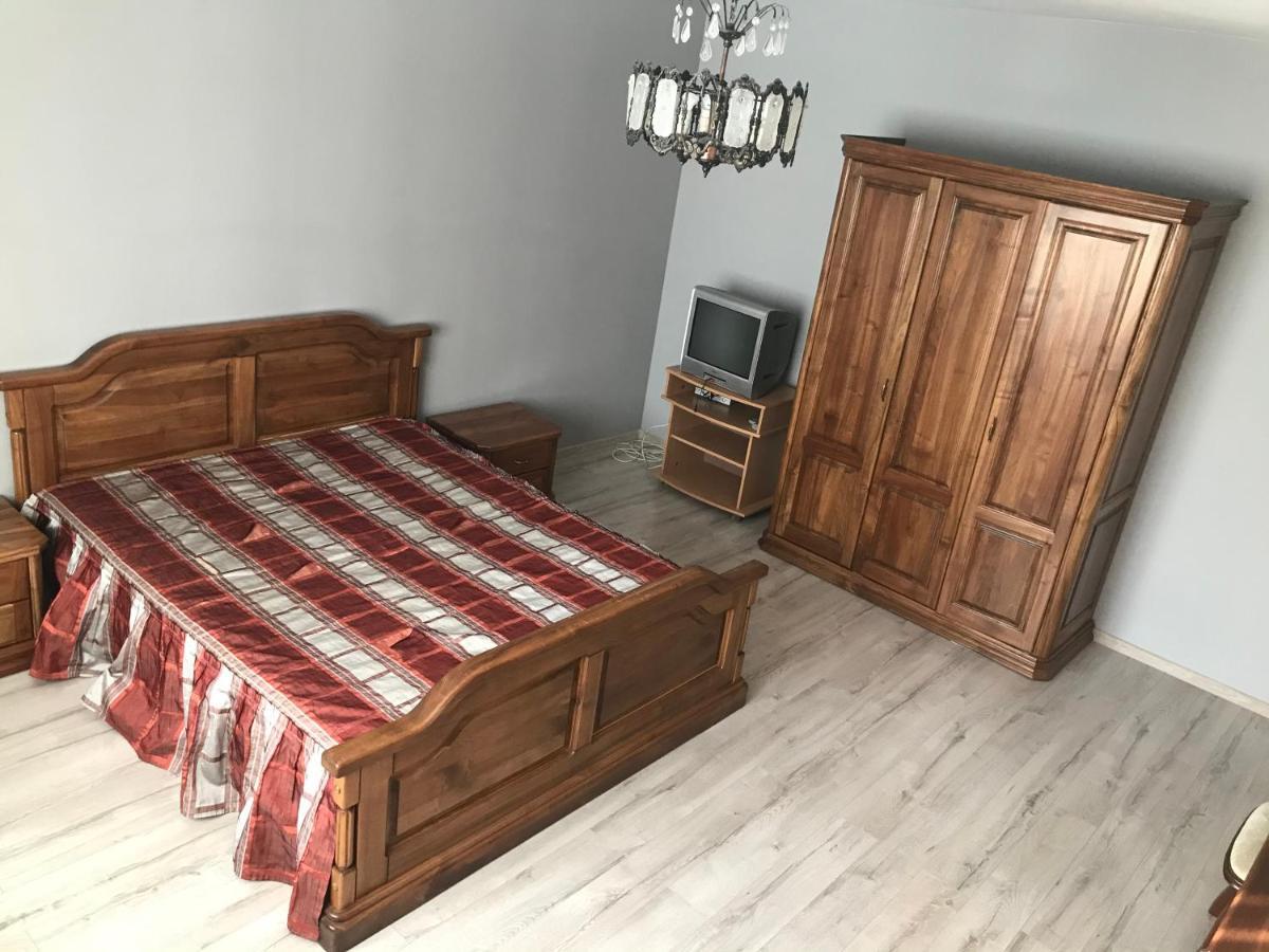 Садиба Червона Калина Private Estate Chervona Kalyna Yaremche Ngoại thất bức ảnh