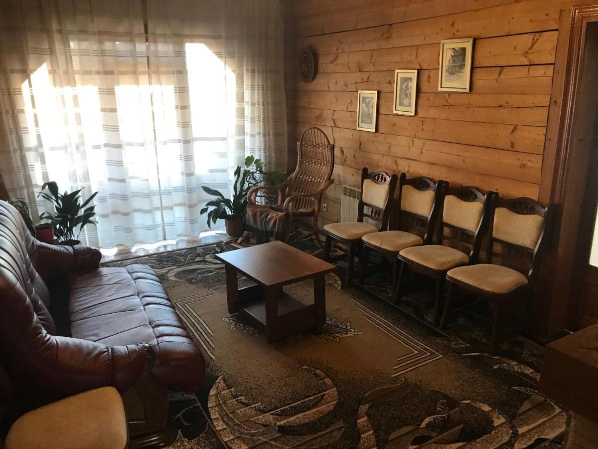 Садиба Червона Калина Private Estate Chervona Kalyna Yaremche Ngoại thất bức ảnh